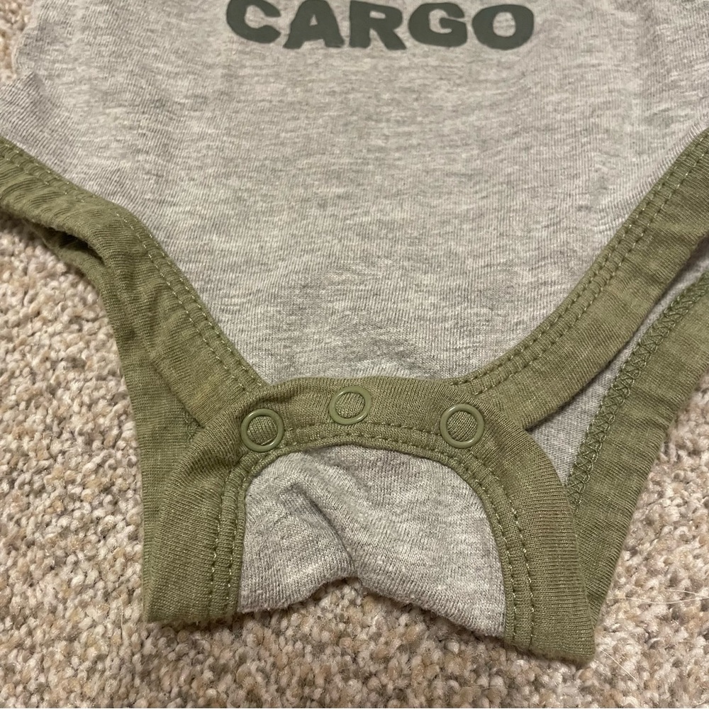 Bundle of Two Star Wars Baby Yoda Infant Clothes - Picture 4 of 10